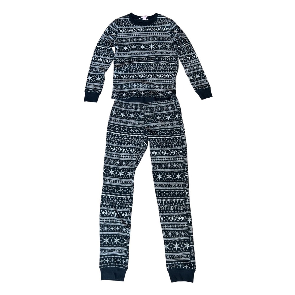 FINAL CLEARANCE Victoria's Secret Holiday Pajama Set Size Small